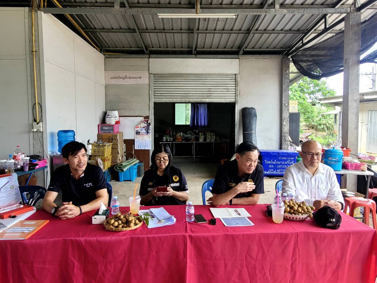 title - หัวหน้าผู้ตรวจราชการ ส.ป.ก. ลงพื้นที่ติดตามการพัฒนากลุ่มแปลงใหญ่ลำไยและกลุ่มเลี้ยงผึ้งบ้านชัยพฤกษ์ จังหวัดเชียงราย